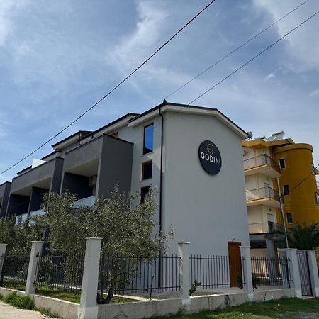 Hotelgodini Golem  Exterior photo